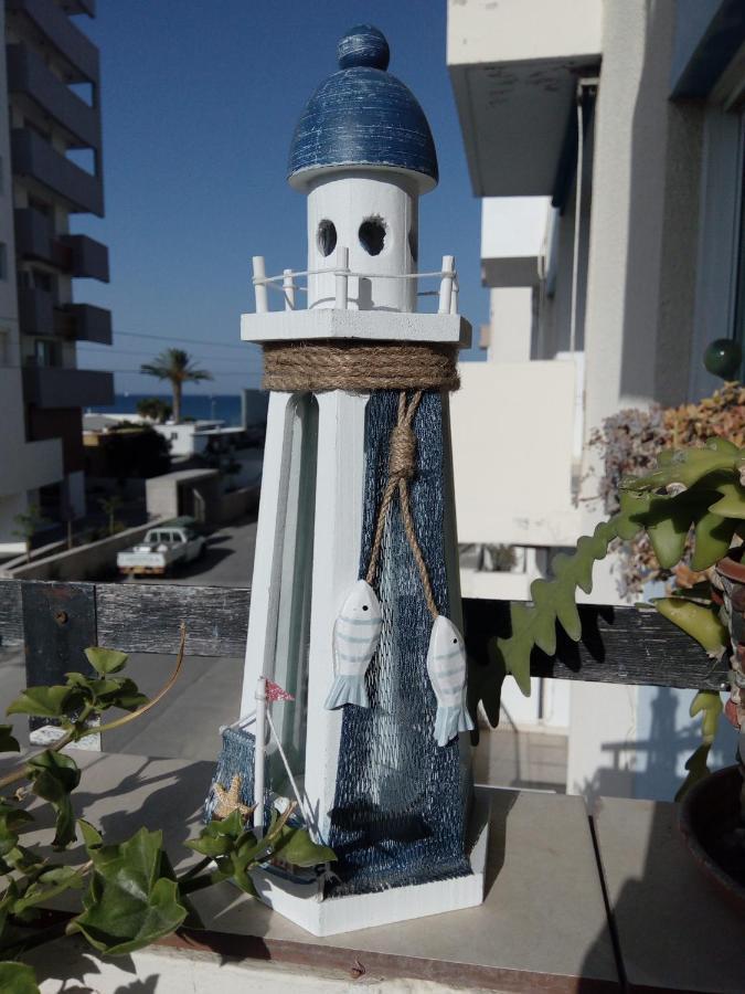 Lighthouse * Lárnaca