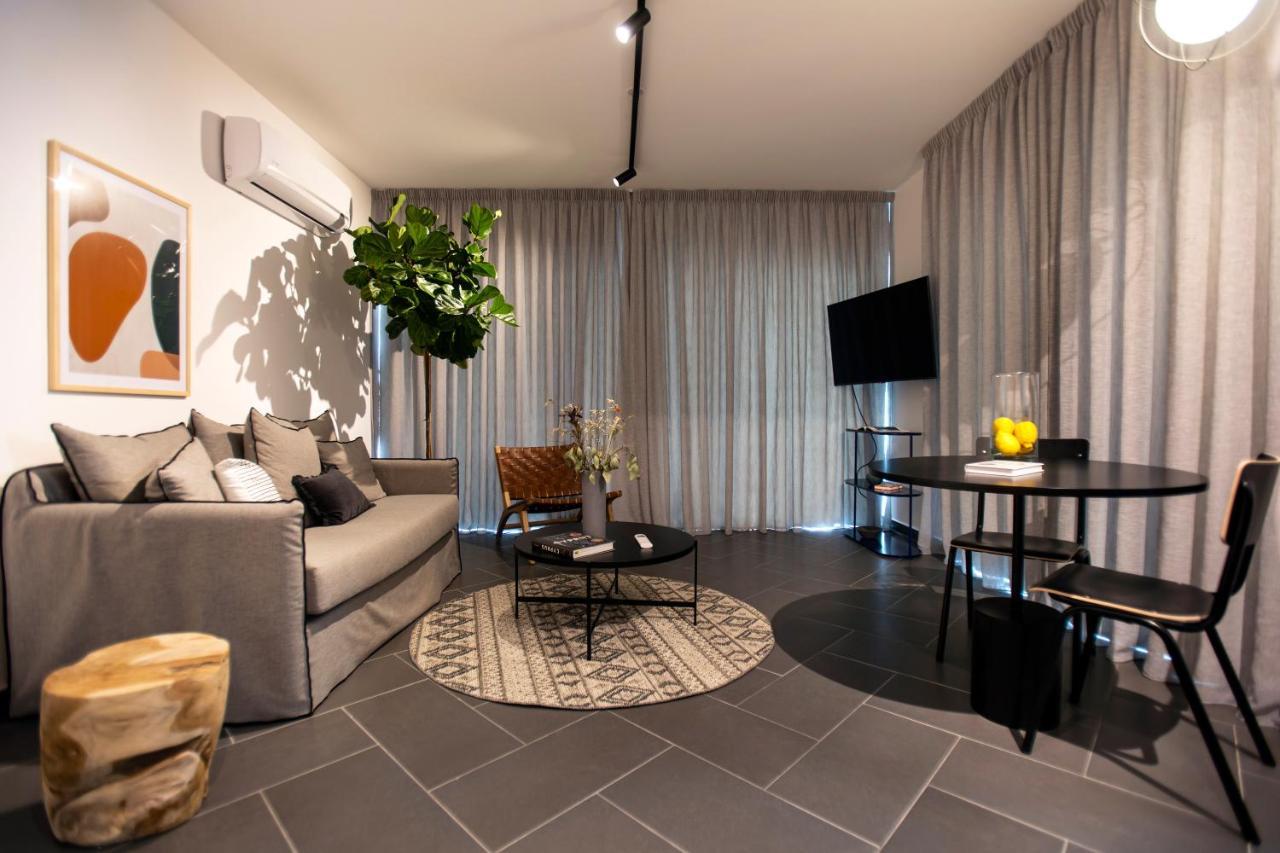 Khách sạn hẻo lánh Liv Urban Larnaca