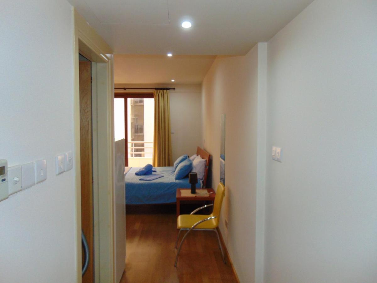 Ithaki Phinikoudes No. 107 Apartment *