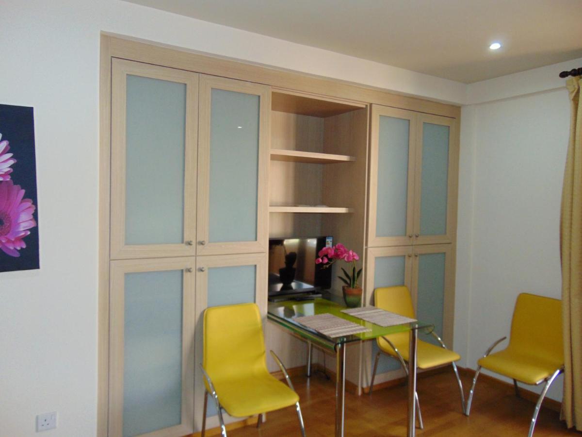 Apartment Ithaki Phinikoudes No. 107