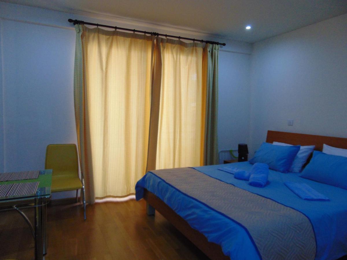 Apartment Ithaki Phinikoudes No. 107 *