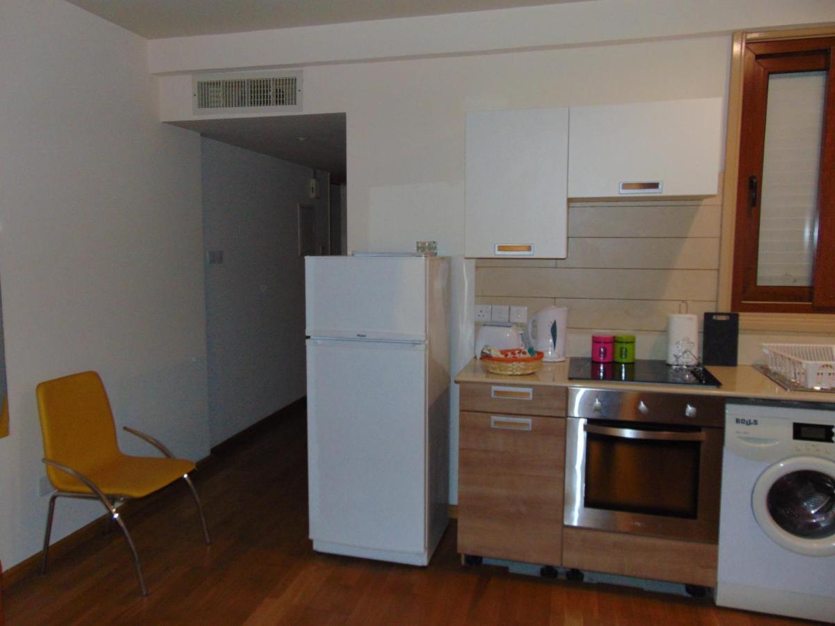 Apartment Ithaki Phinikoudes No. 107 Larnaca