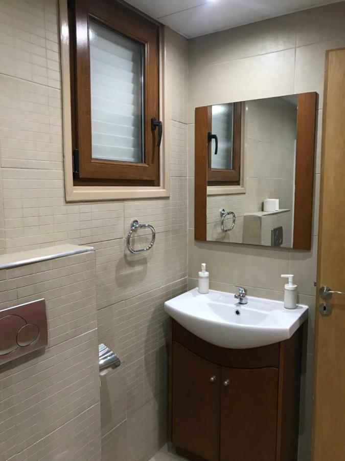 Ithaki Phinikoudes No. 107 Apartment
