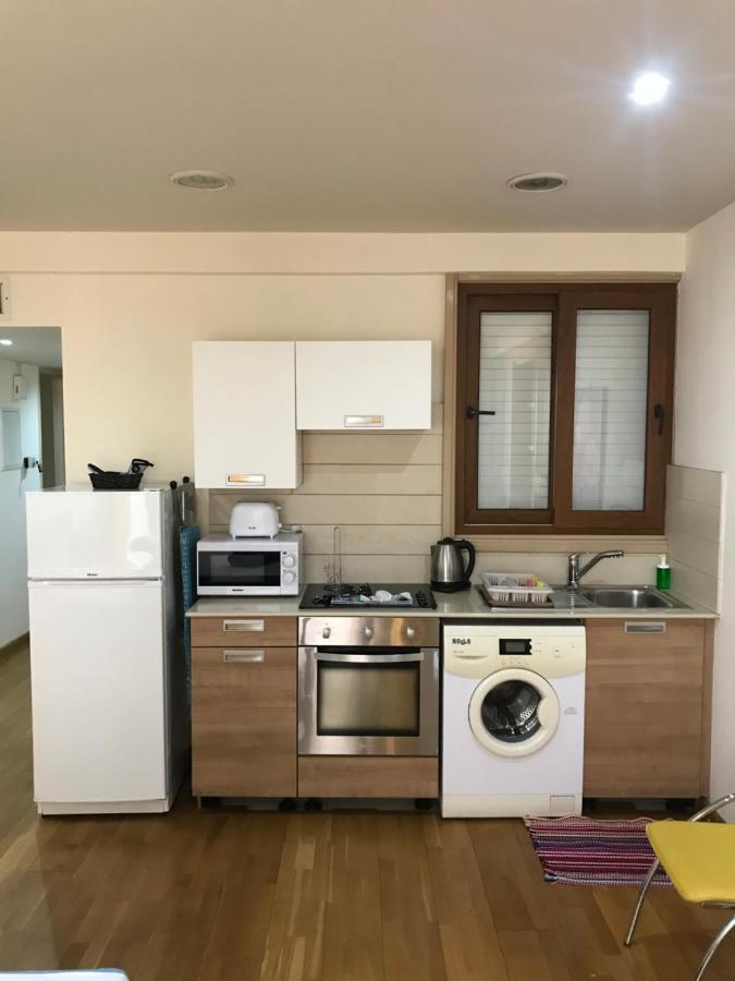 Ithaki Phinikoudes No. 107 Apartment *