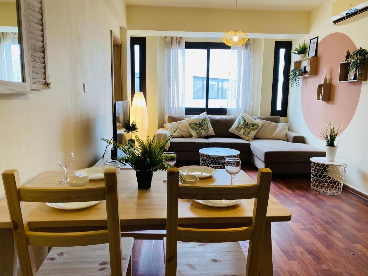 Căn hộ Celine's 2 Bedrooms In Center Larnaca