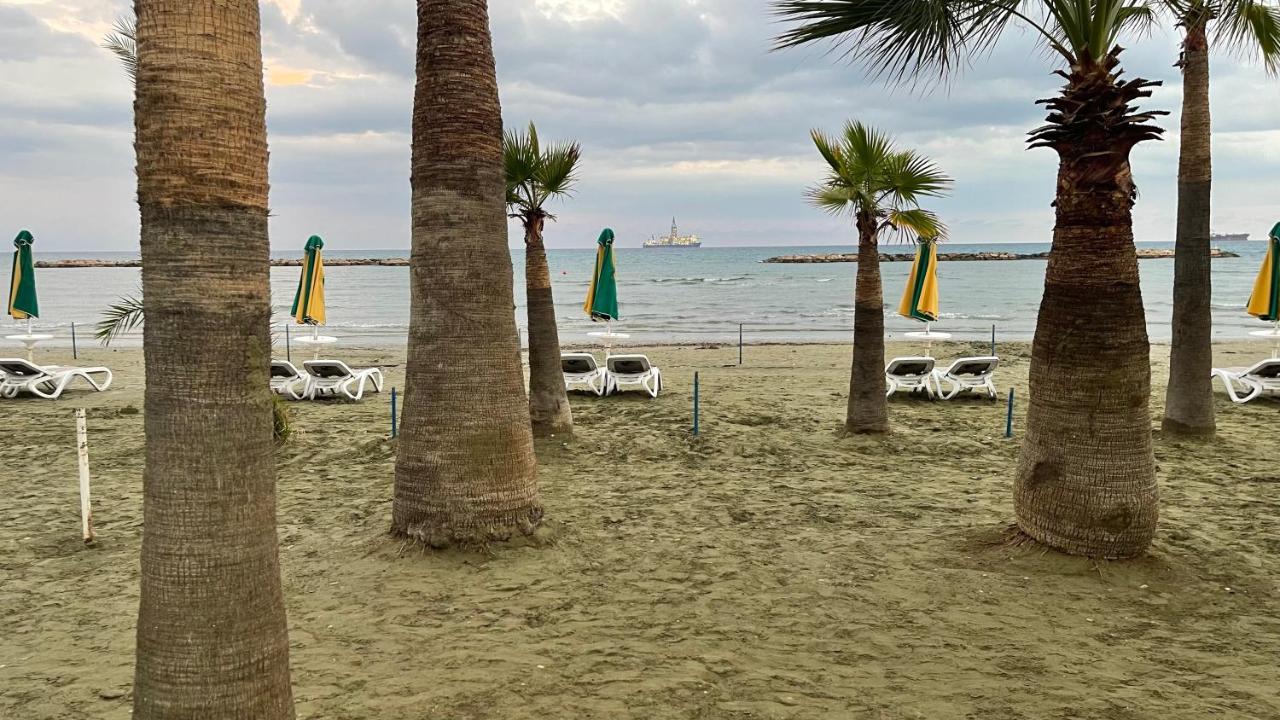 Beachfront - Dasaki Ferienhaus Larnaka