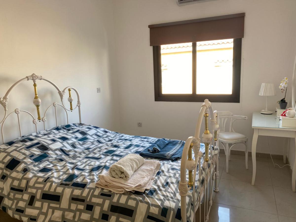 Two Bedroom Duplex :mountain And Sea View Larnaca