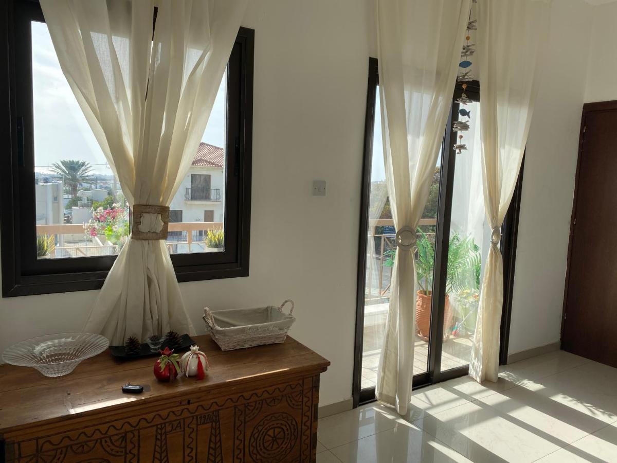 Two Bedroom Duplex :mountain And Sea View Apartment Larnaca