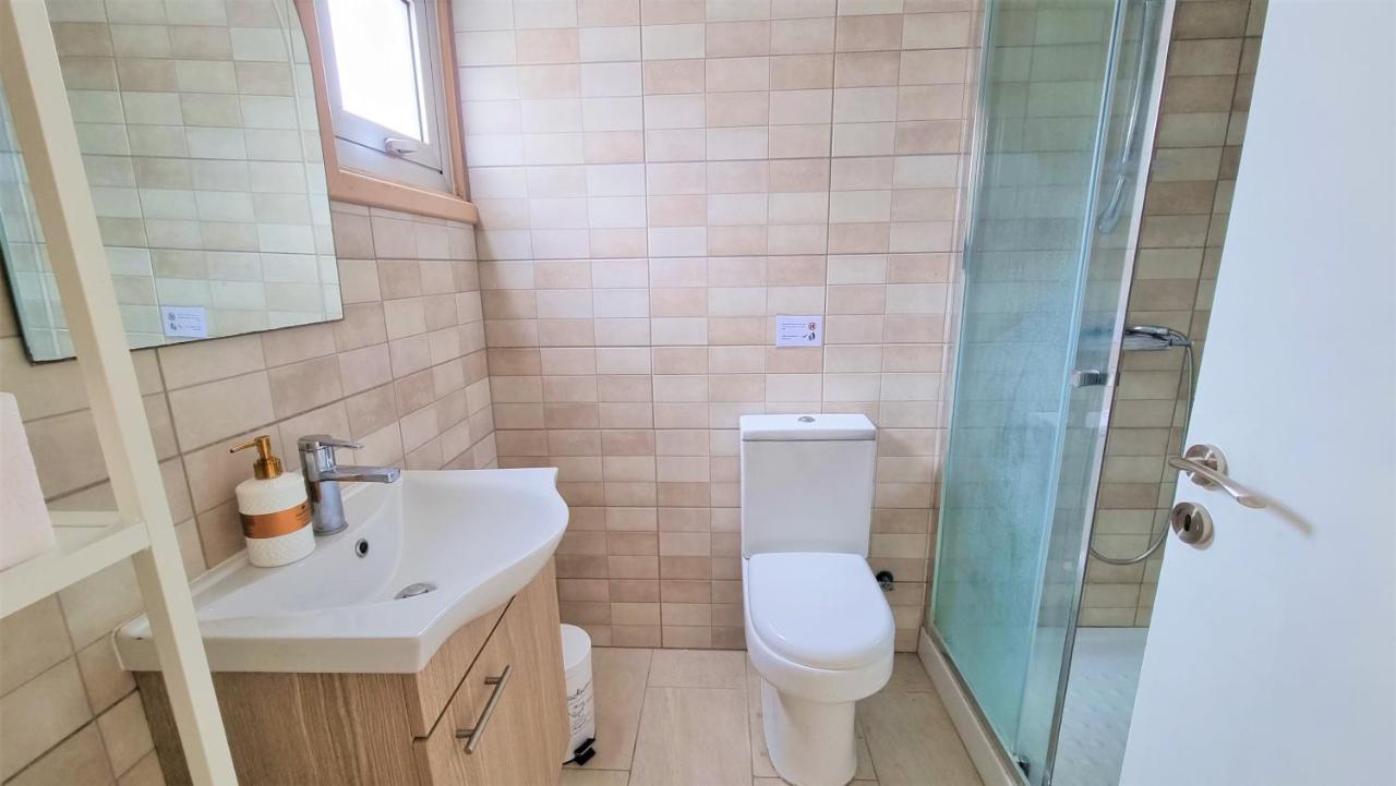 Apartment Spacious Lightflooded 2br / Near Center & Harbour
