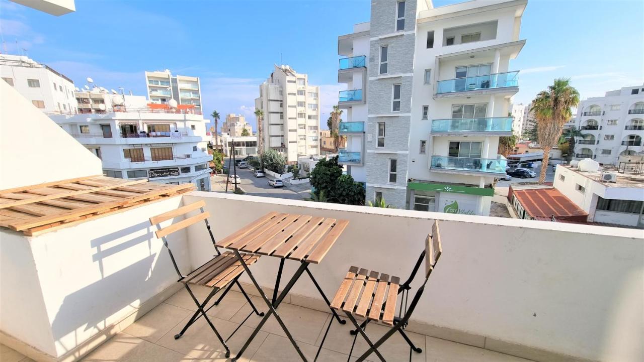 Spacious Lightflooded 2br / Near Center & Harbour Apartment