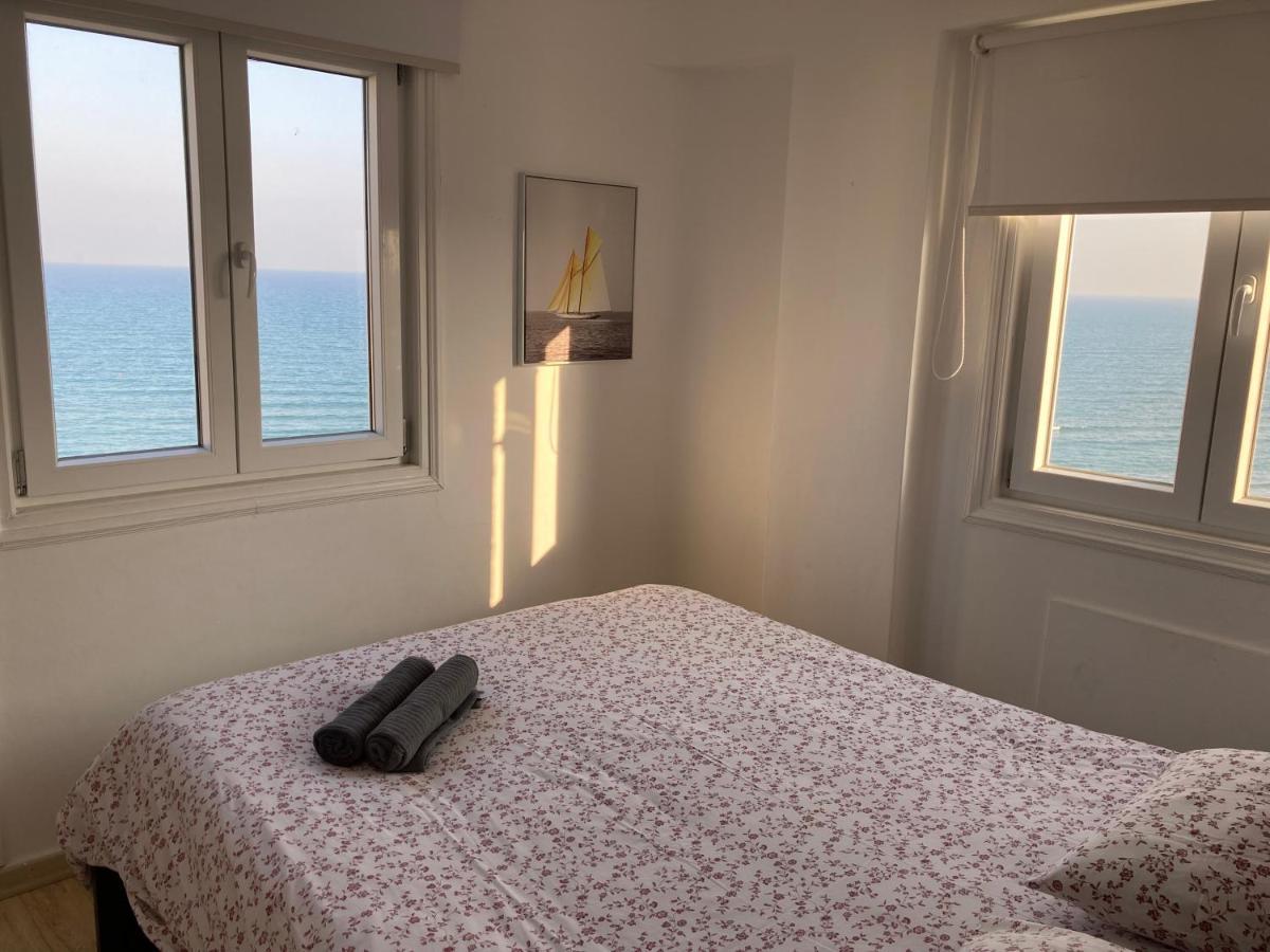 Sunrise Seaview Apartment *