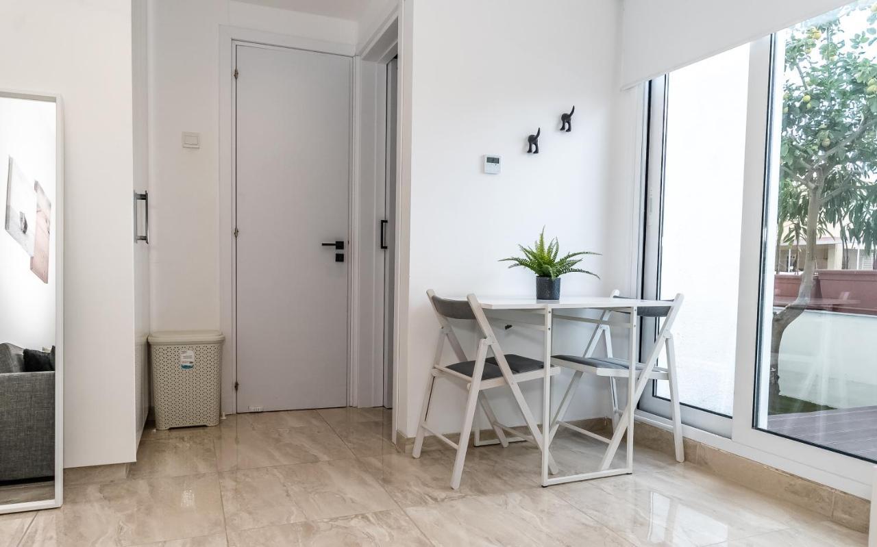 Apartment Modern Ground Floor With A Beautiful Garden *