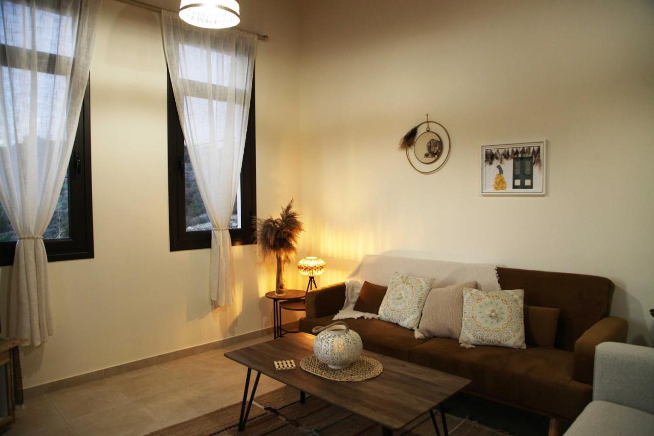 Apartment Artista Roustik *