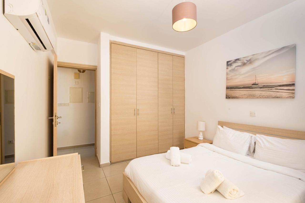 Apartamento Lazuli Center Ap 42 *