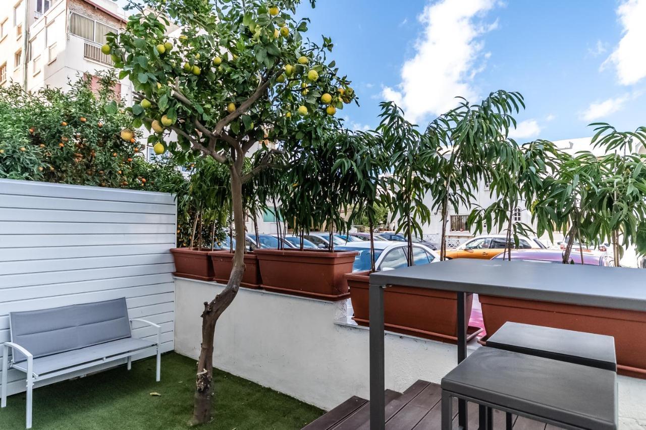 Modern Ground Floor With A Beautiful Garden Apartment Larnaca