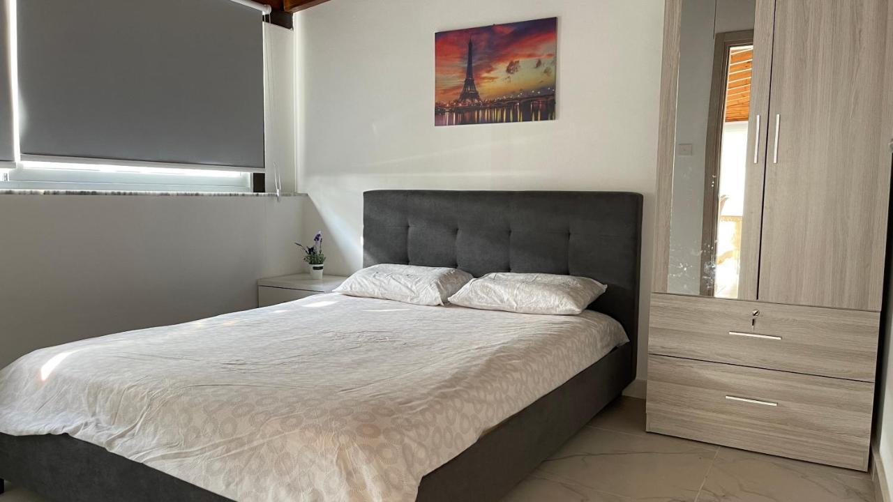 Beachfront - Dasaki Ferienhaus Larnaka