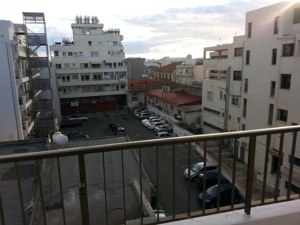 Tiffany City Apartment *