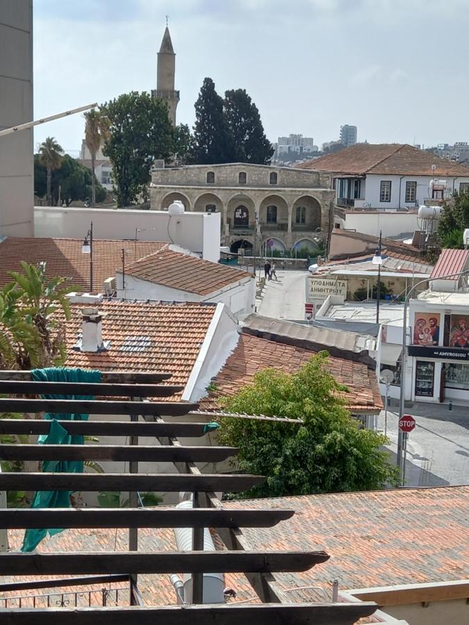 Old Town Apartment *
