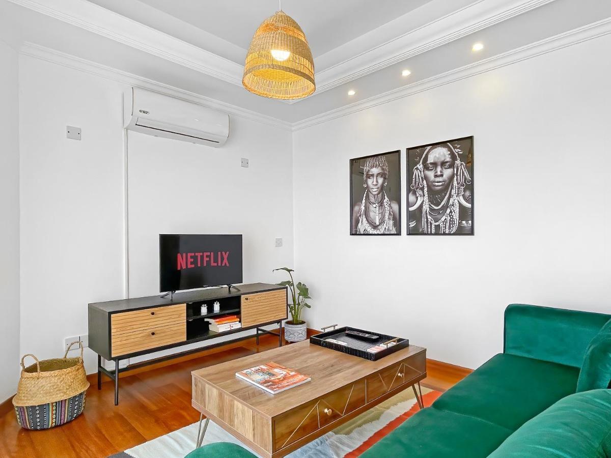 Apartment 180° Seaview Apt. Right On Famous Promenade Larnaca