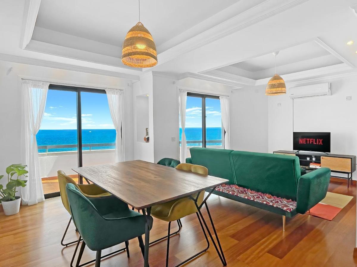 180° Seaview Apt. Right On Famous Promenade Larnaca