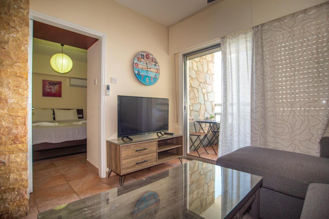 Central, By Sea, Seaview, Renovated 1 Bedroom Flat Larnaca