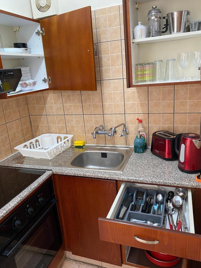 Central, By Sea, Seaview, Renovated 1 Bedroom Flat
