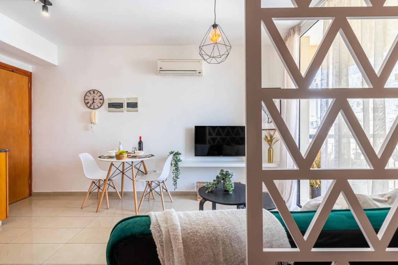 Apartment Johny's Spot In Larnaca