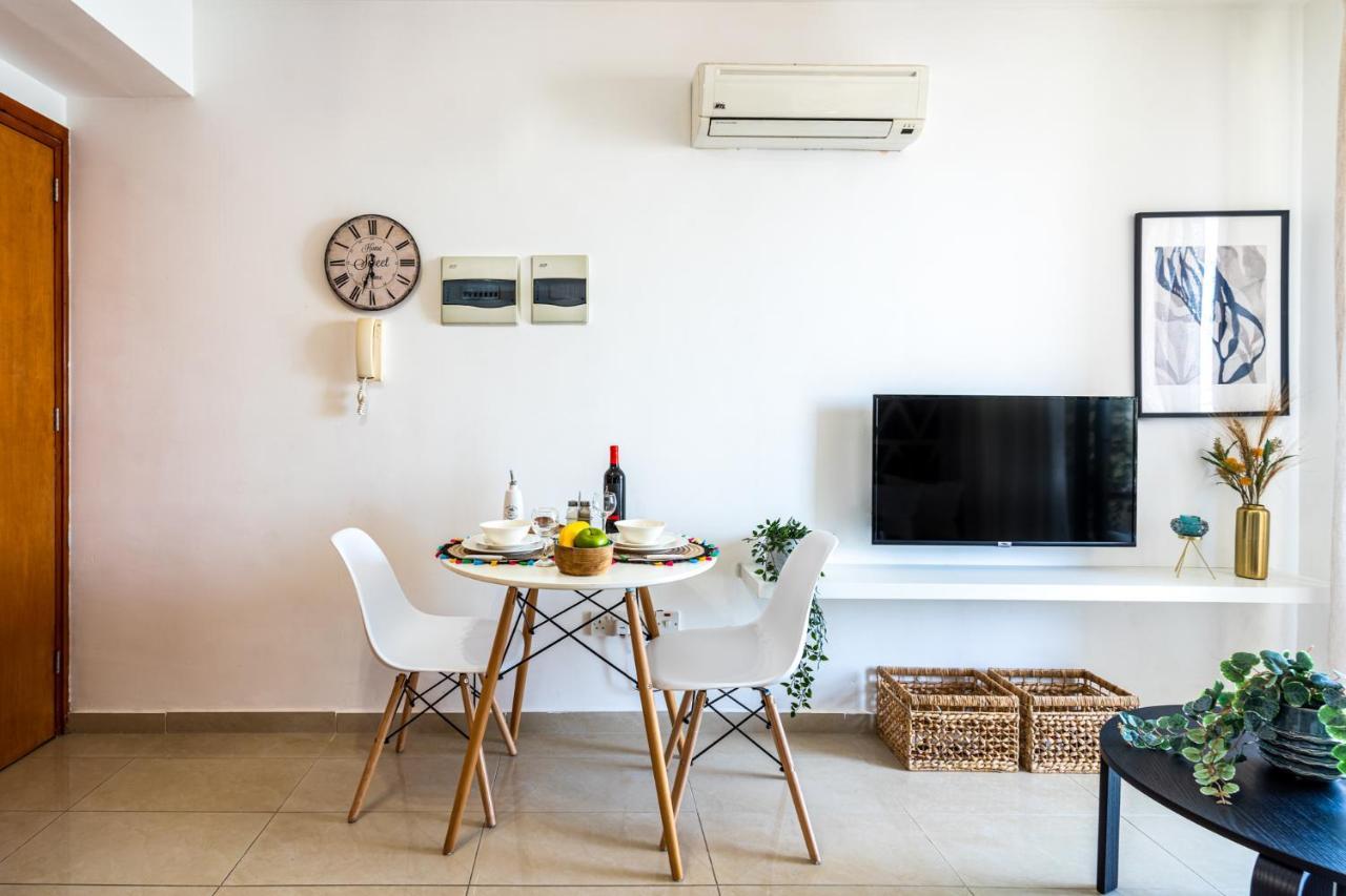 Johny's Spot In Apartment