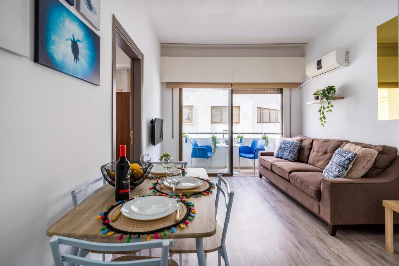 Eleni's 1-br In Center Apartamento Lárnaca