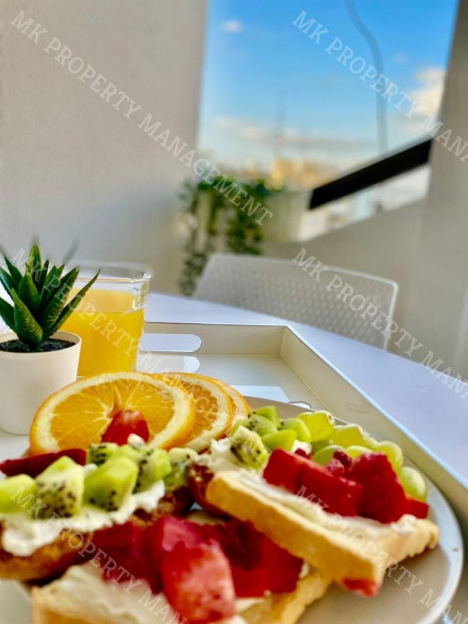 Milos Center Apt. 32