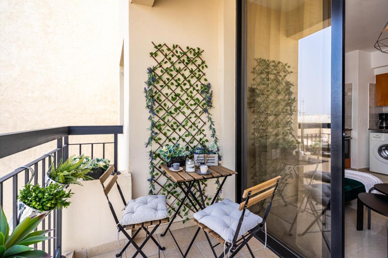 Johny's Spot In Larnaca