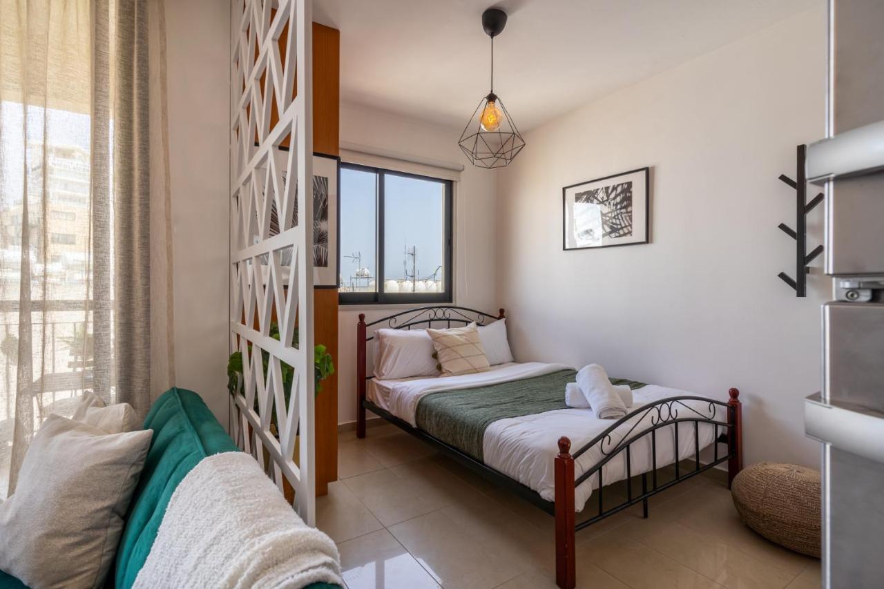 Johny's Spot In Apartment