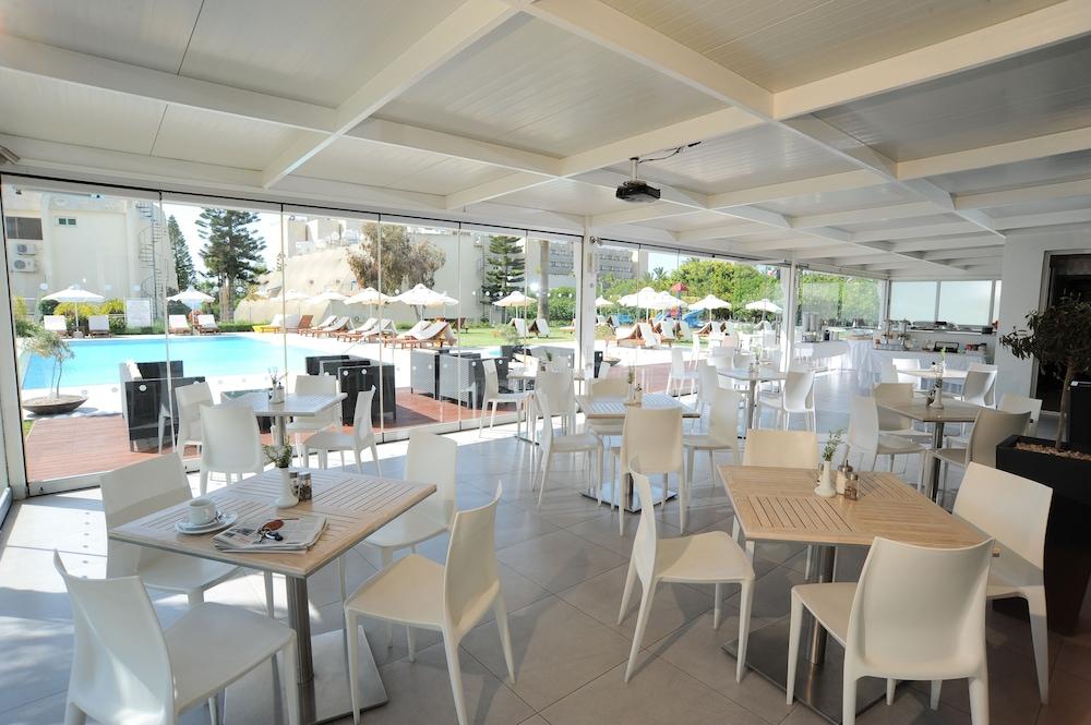 Frixos Larnaca