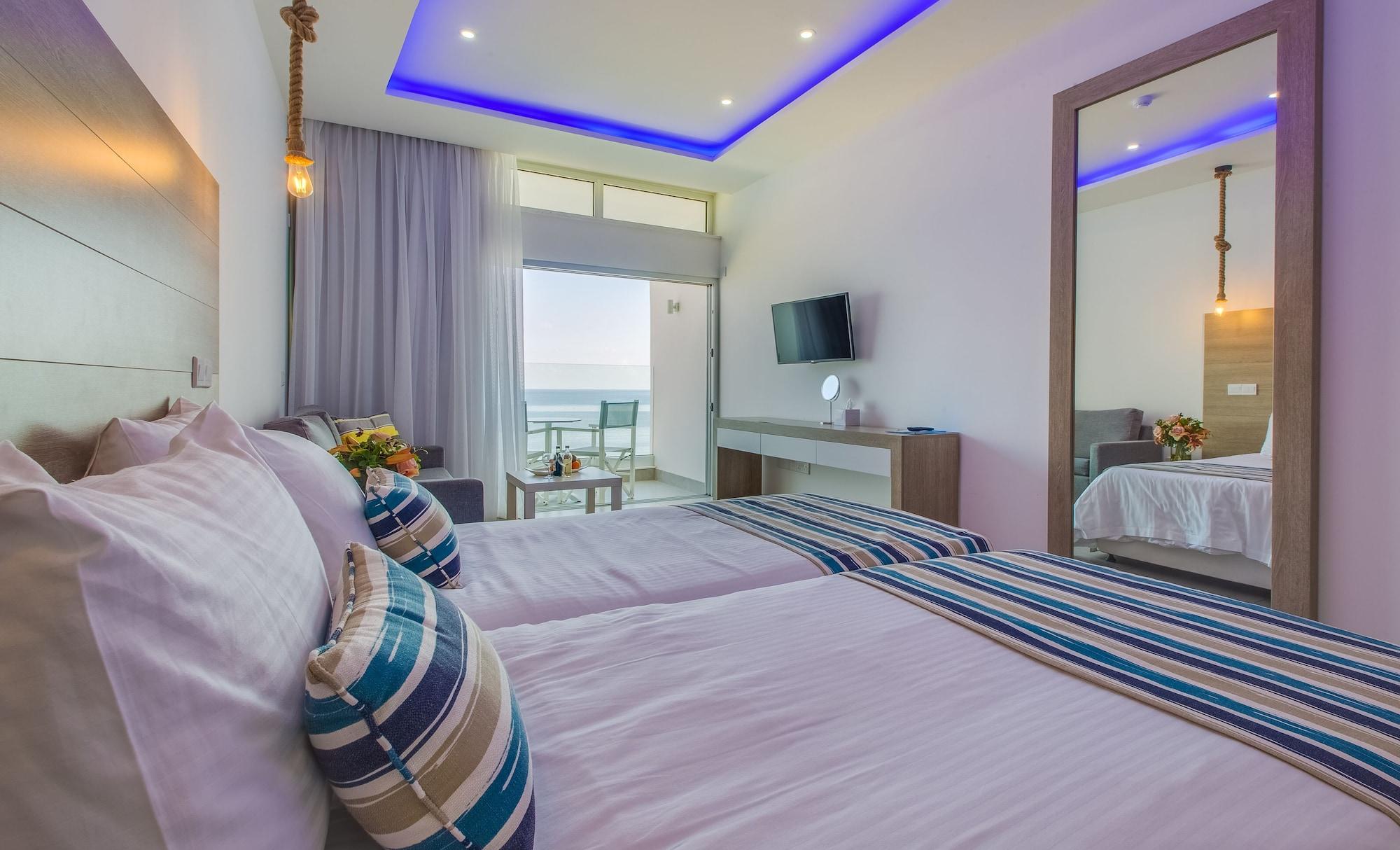 Island Boutique Khách sạn Larnaca