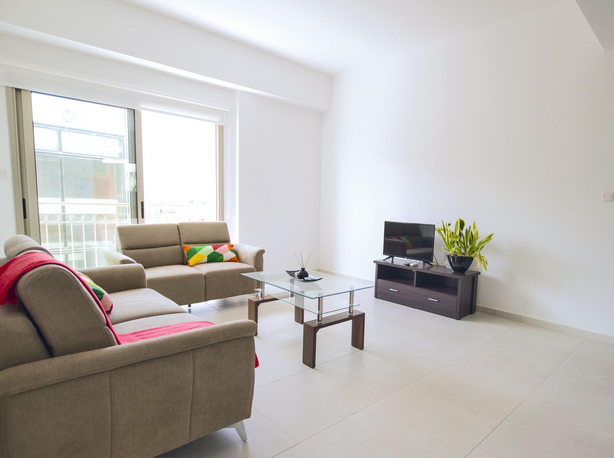 Qcc Apartment *