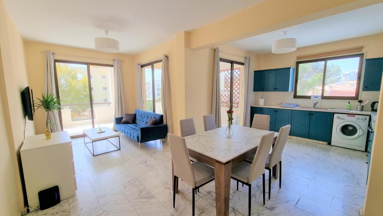 Comfy In A Shared Near Salt Lake With Internet And Netflix Apartment *