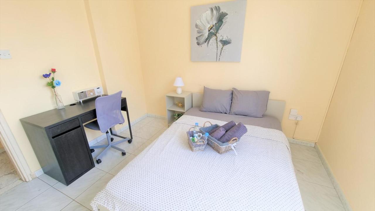 Comfy In A Shared Near Salt Lake With Internet And Netflix Larnaca