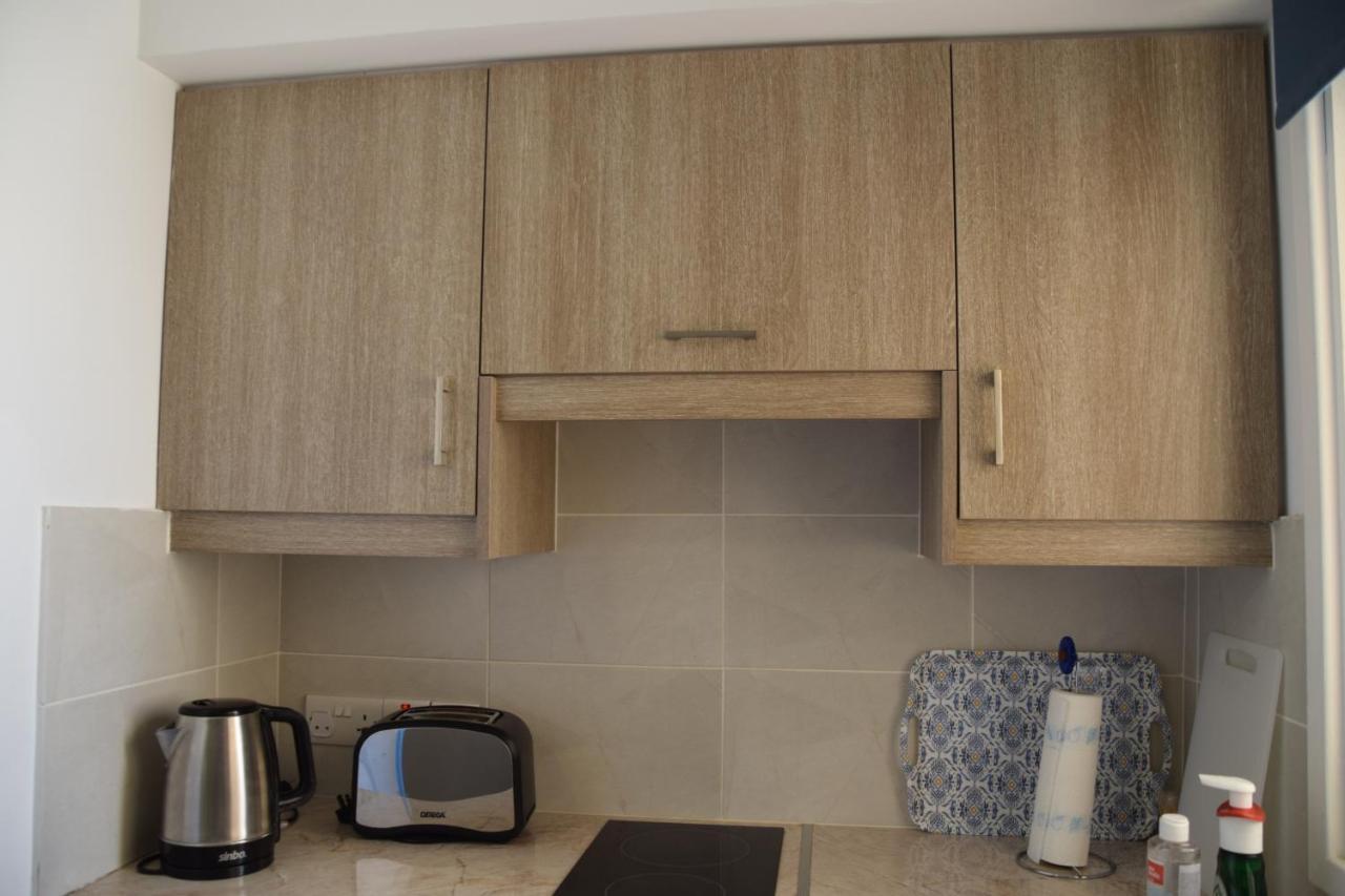 Sea Krystel 603 Apartment Larnaca