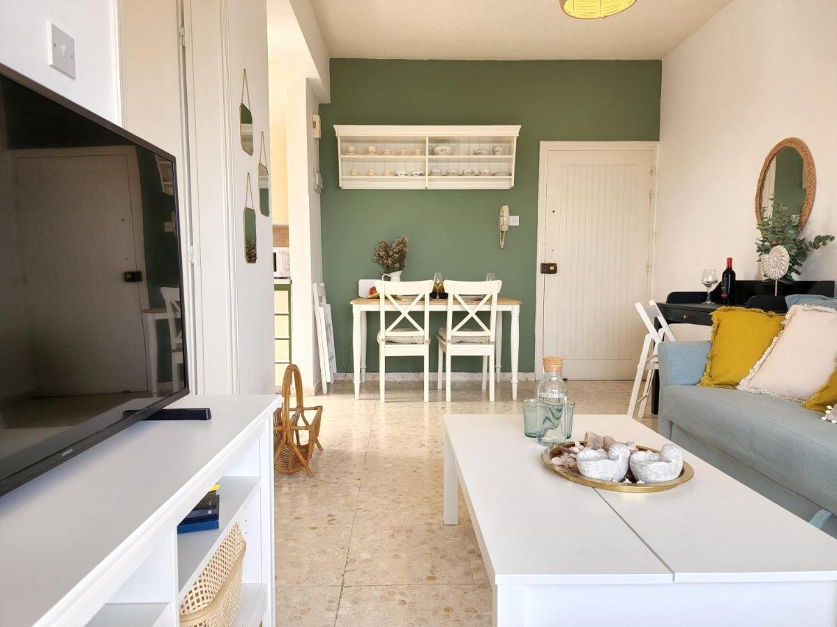 Apartment Capri Sea View One Bedroom Larnaca