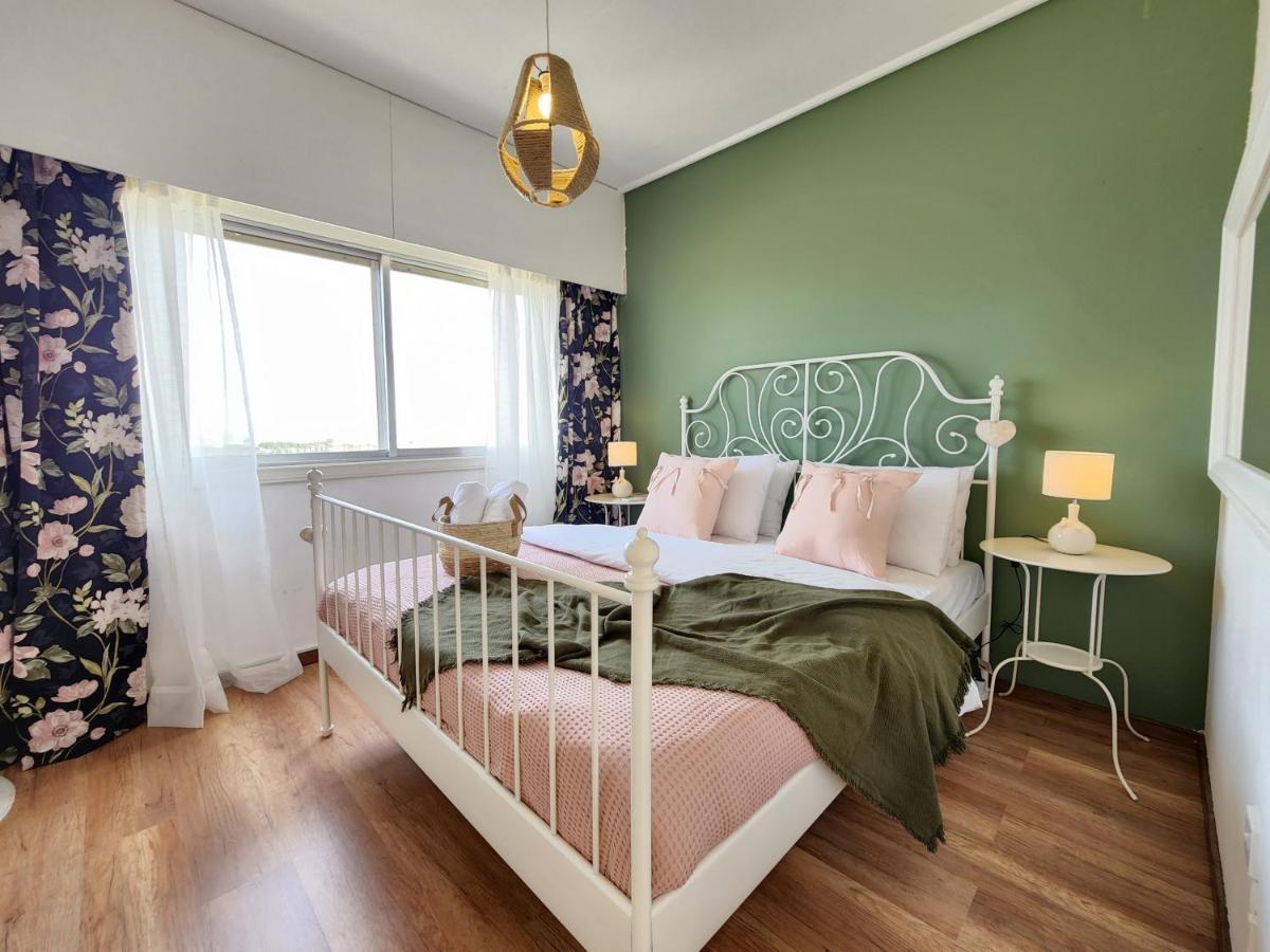 Capri Sea View One Bedroom Apartment *