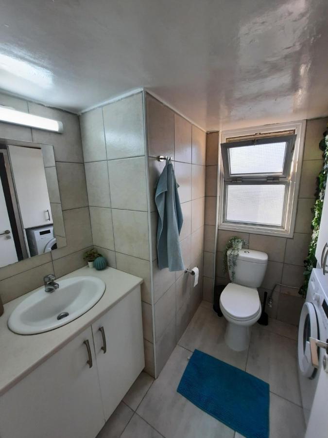 Apartamento Sea-esta Seaview Apartment, 200 Meters To The Lárnaca