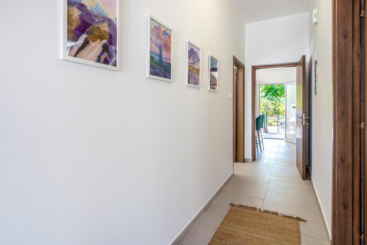 Arty Haven - Spacious 3-br House In Apartamento Lárnaca