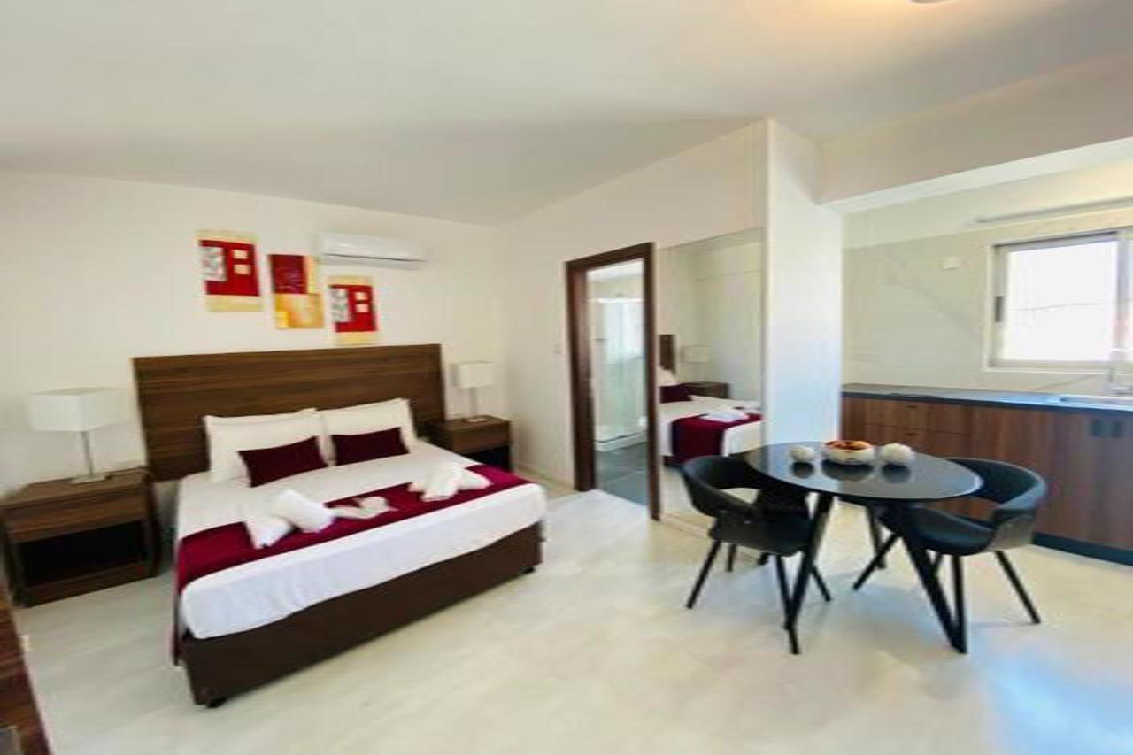Eleonora Aparthotel Larnaca