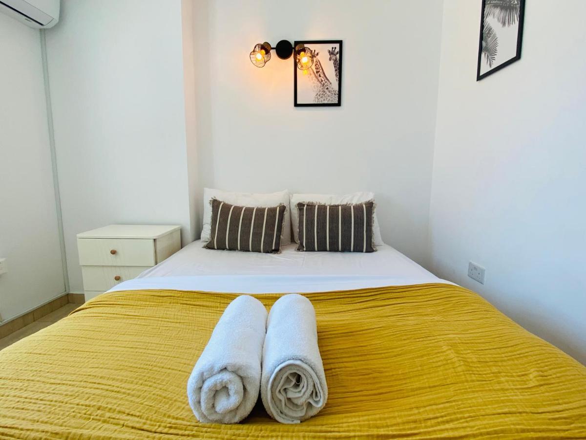 Serena's 2-br In
