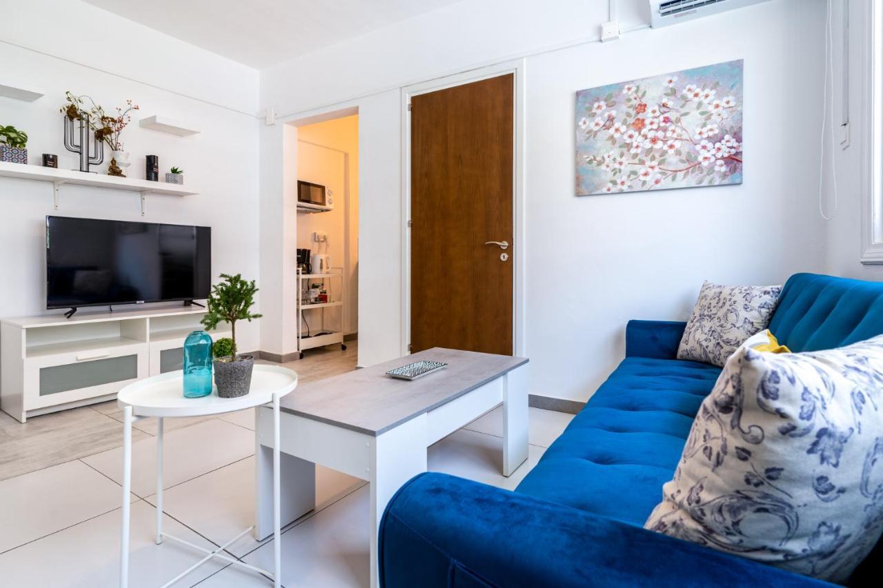 Mila's 1-br In Apartment Larnaca
