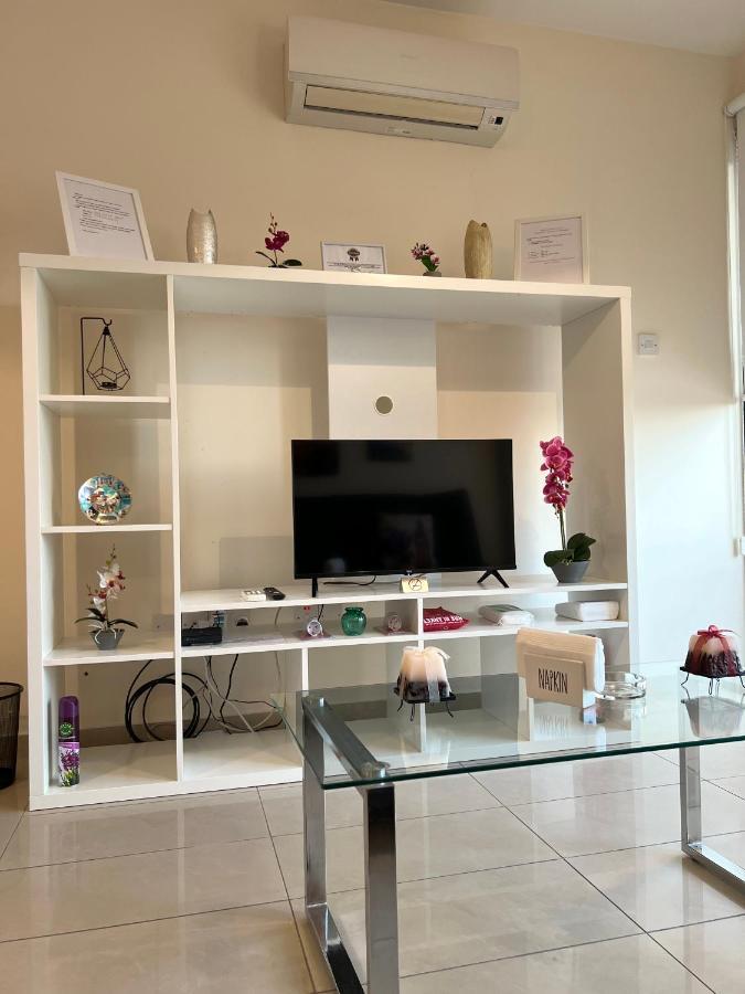 Albert's Centre 601 Apartment *