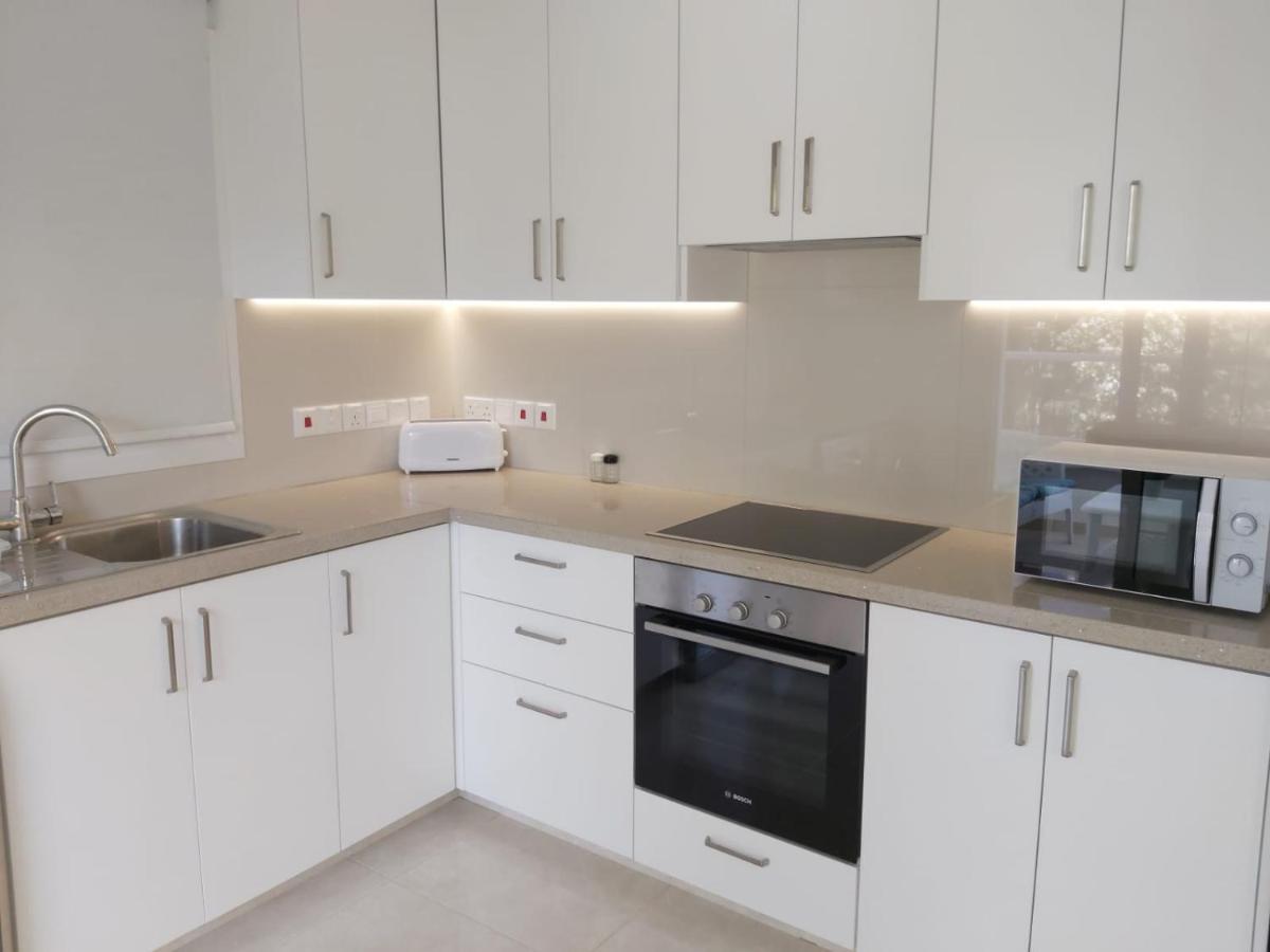 Apartment Dinglis Residences 31 *