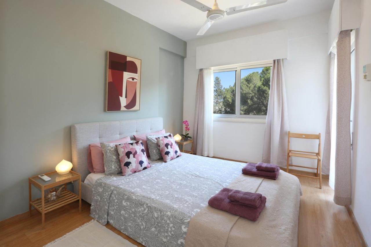 Cozy In Near Foinikoudes Larnaca