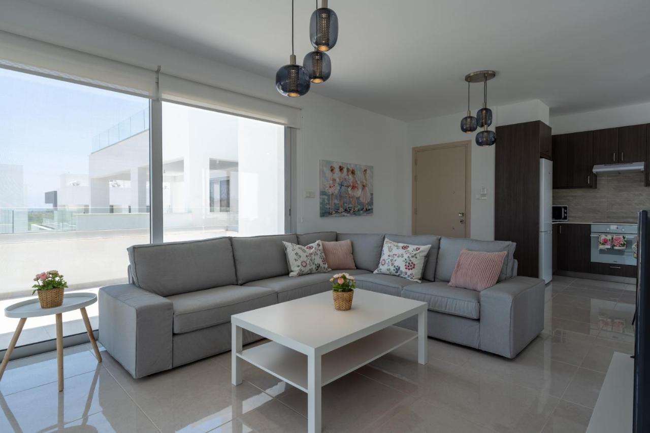 Apartment Harmonia 2-br In Livadia *