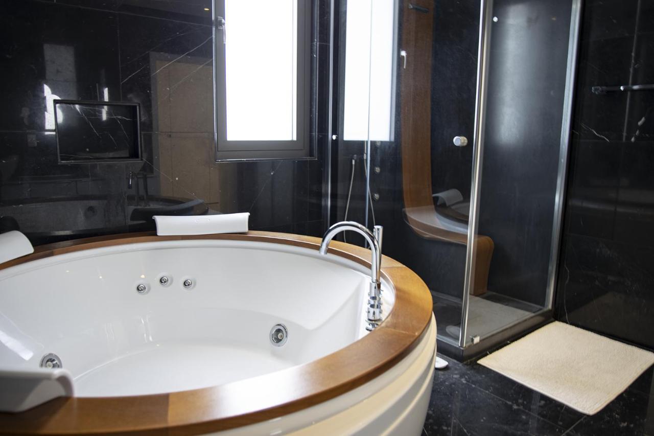 Salt Deluxe Villa